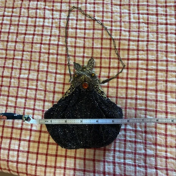 Vintage Beaded Evening Bag with Ornate Metal Frame - Picture 11 of 12